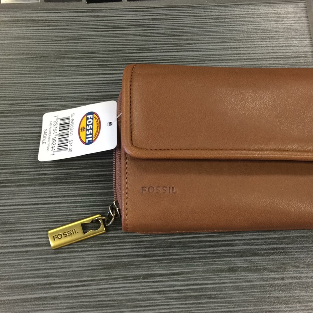 Fossil Wallet - Picture 5 of 5
